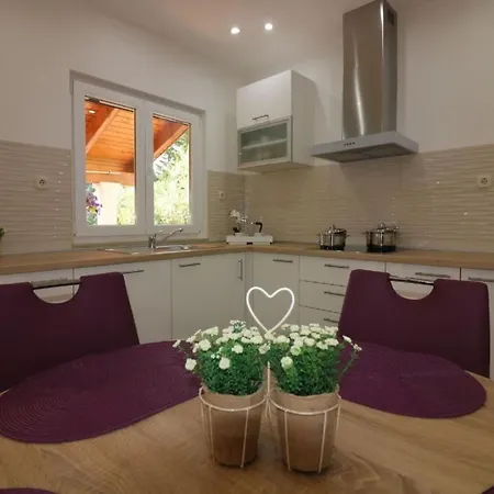 Vakantiehuis Melisa 6 By Interhome