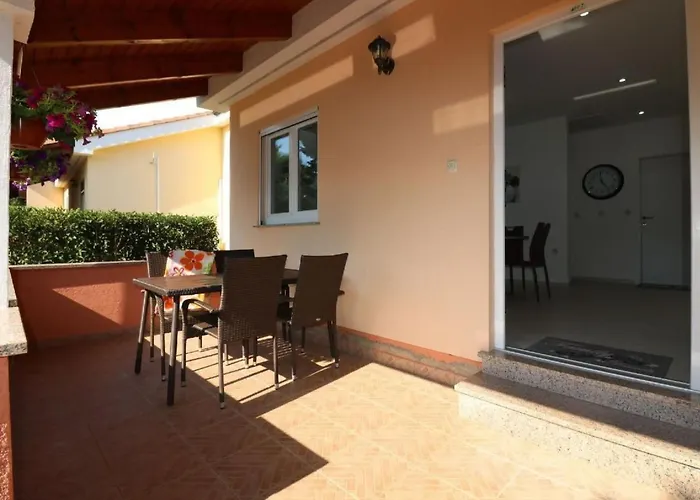 Melisa 6 By Interhome Vikendica *